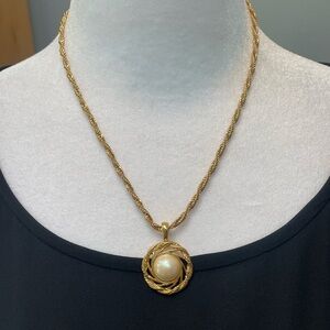 Vintage Monet Gold-Tone Rope Chain w/ Faux Pearl Pendant 1980s Classic